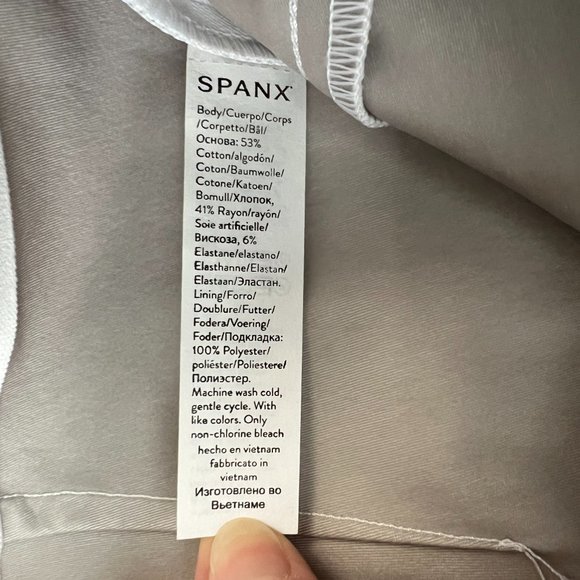 NEW Spanx Slim Straight Ankle Stretch Smoothing Pants Ultimate Opacity in White - Picture 13 of 16